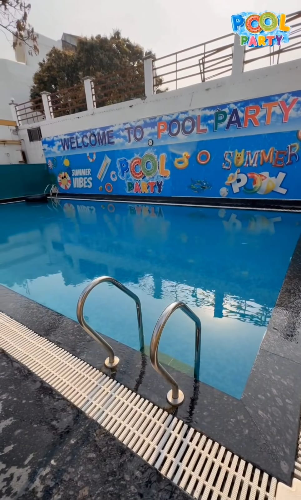 Kids Swimming